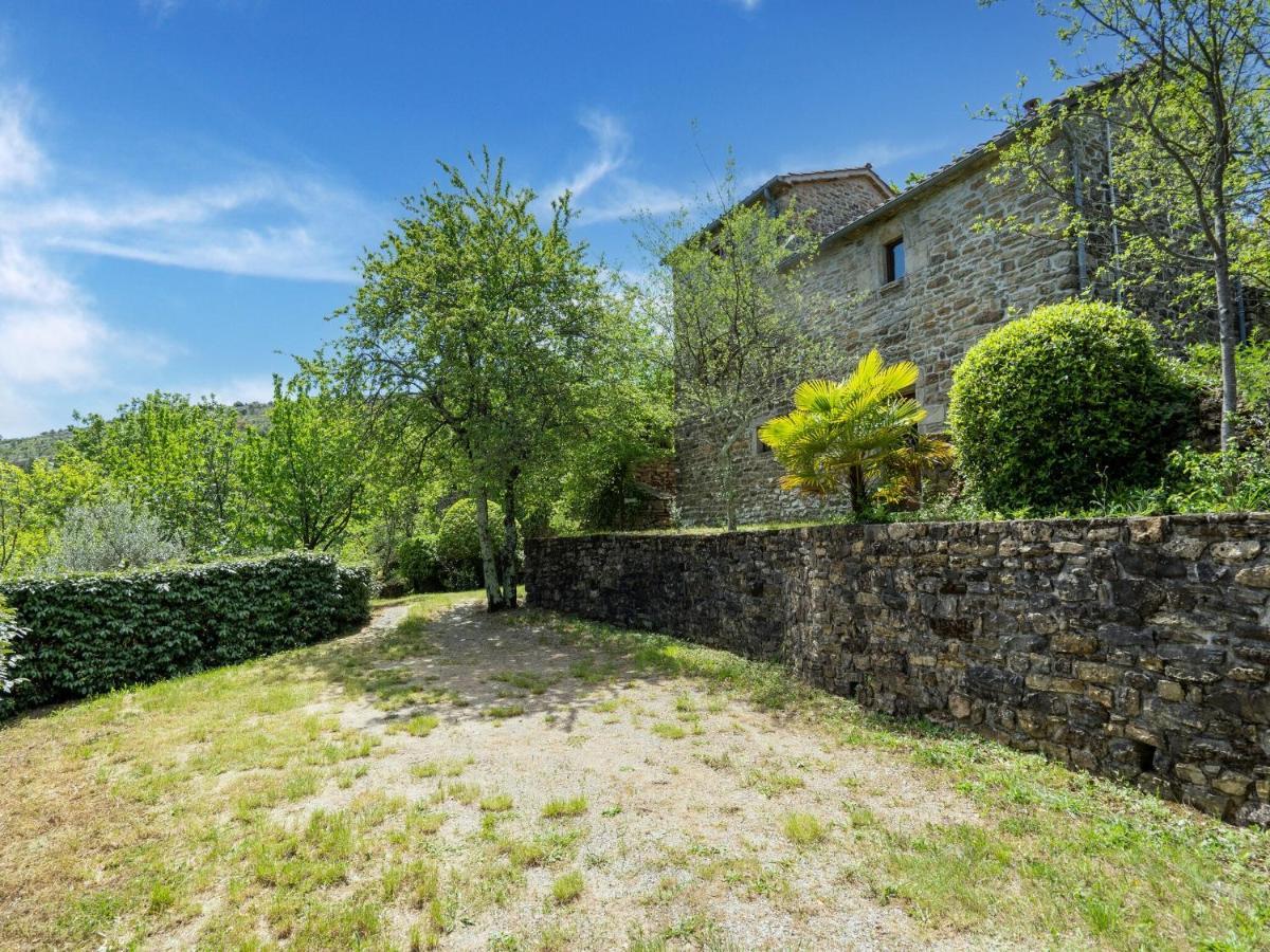 Classy Holiday Home In Les Vans With Pool Chambonas Esterno foto