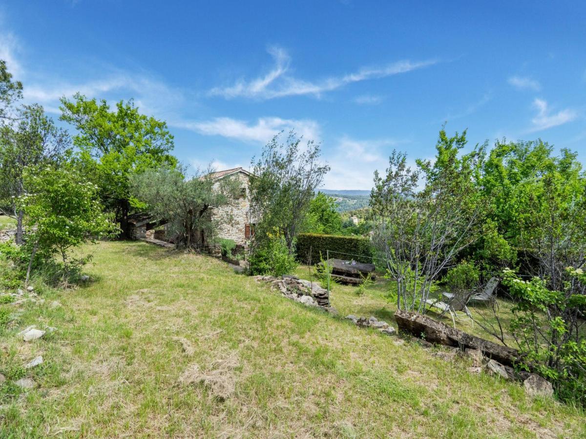 Classy Holiday Home In Les Vans With Pool Chambonas Esterno foto